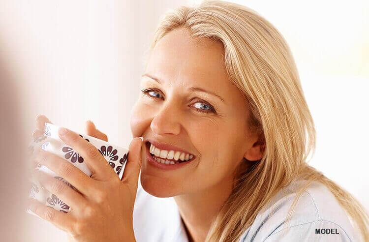 woman with long blonde hair