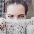 woman eyes