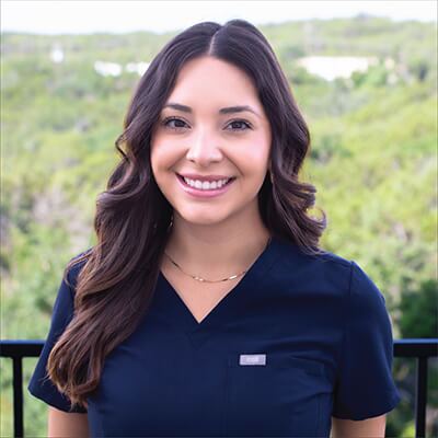 Miriam Gonzalez, FNP-C Miriam Gonzalez, FNP-C